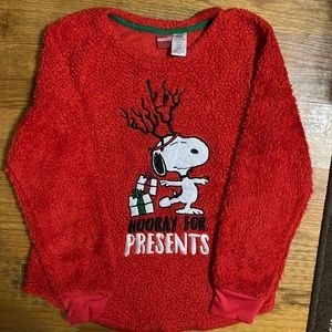 Peanuts Christmas sweater. 100% polyester. Size small. Color red.